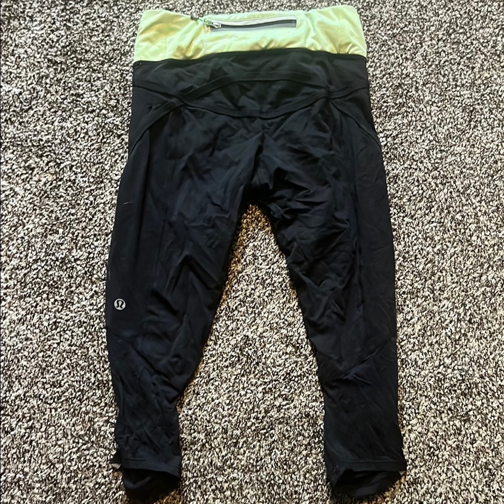 Lululemon Crop Leggings - Picture 1 of 8